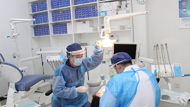 肥西县里的口腔医院拔牙多少钱？